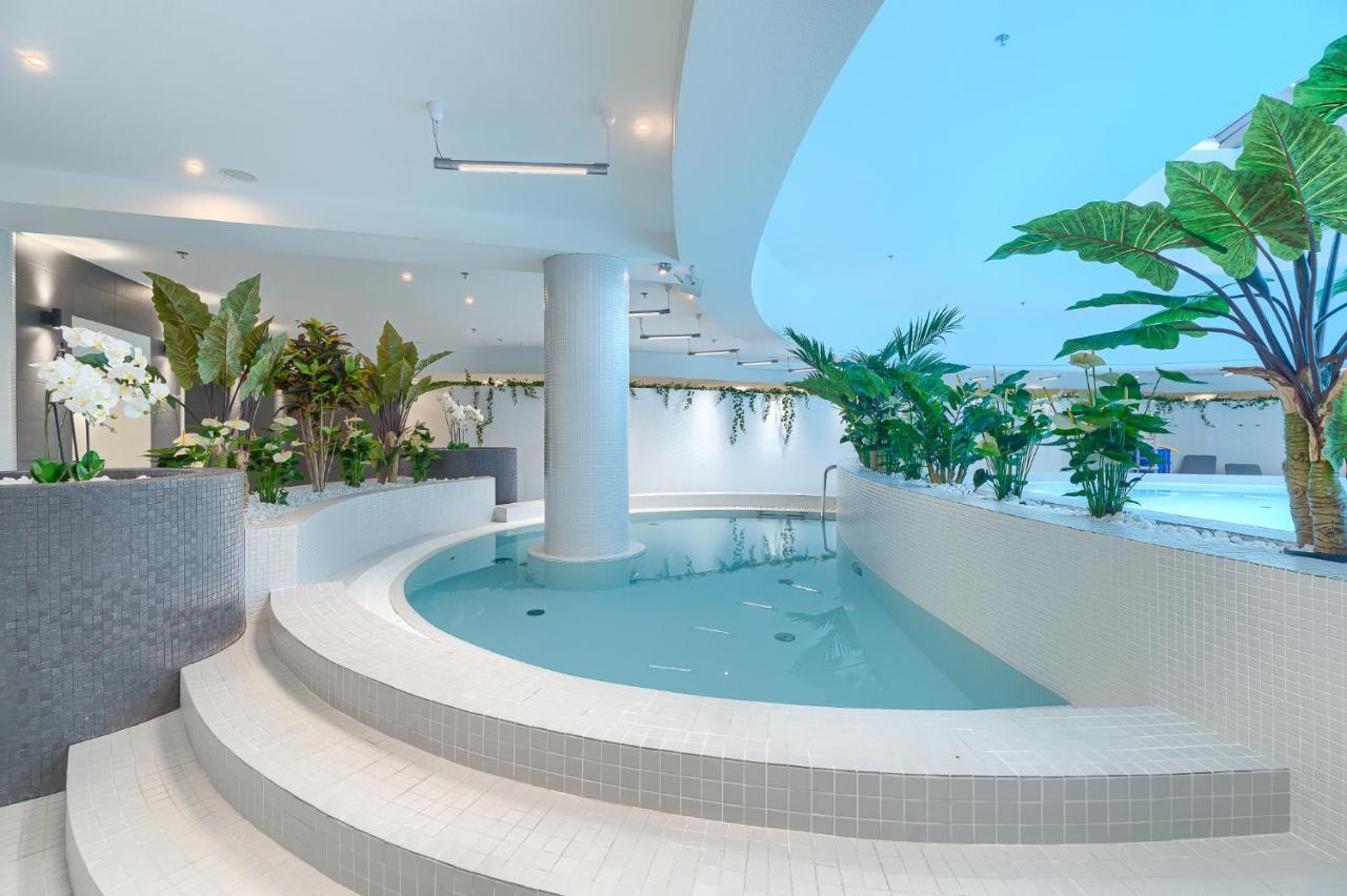 שצ'צ'ין Margi Ether Apartament Lux Pool Balcony מראה חיצוני תמונה